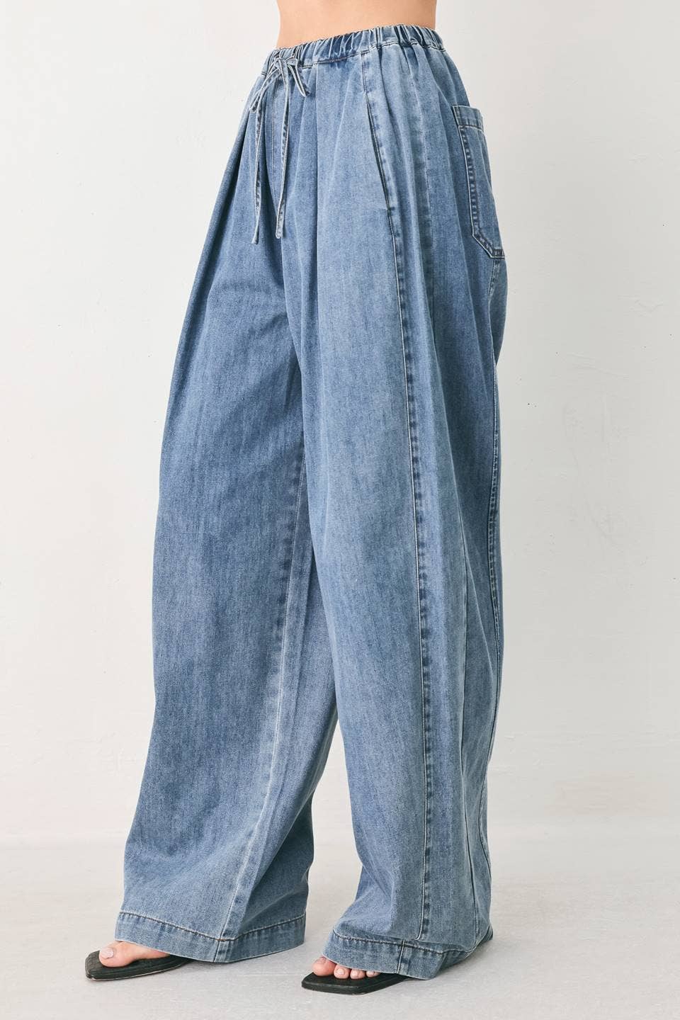 Joanna Washed Wide Leg Denim Pant