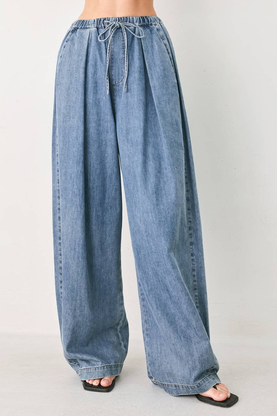 Joanna Washed Wide Leg Denim Pant